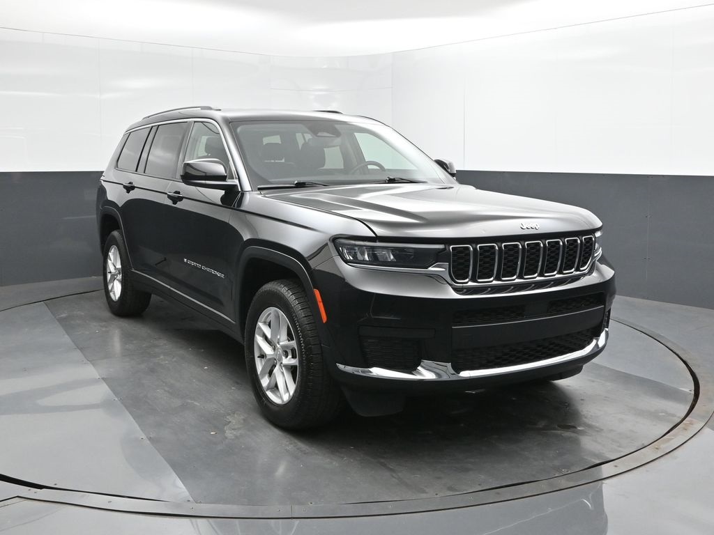 2023 Jeep Grand Cherokee Laredo photo 21