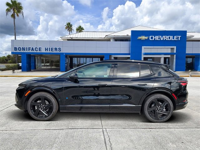 2025 Chevrolet Equinox EV 3RS photo 2