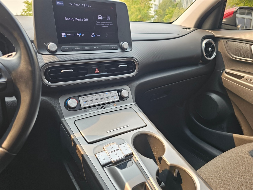 2022 Hyundai Kona Electric SEL photo 27