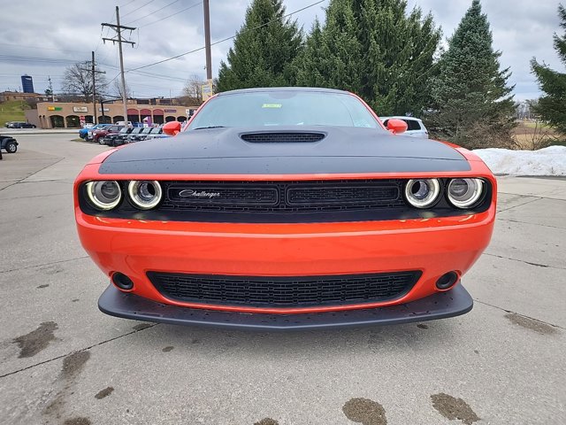 2023 Dodge Challenger R/T photo 16