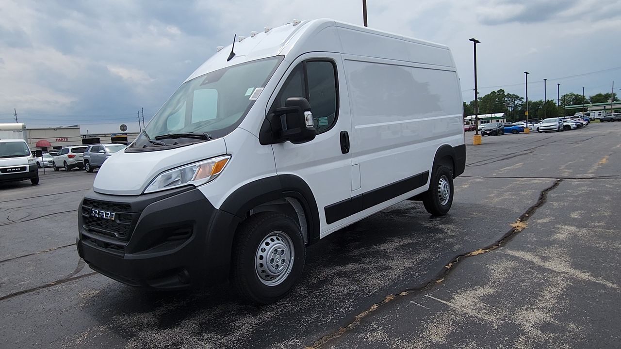 2025 Ram ProMaster 2500 photo 2