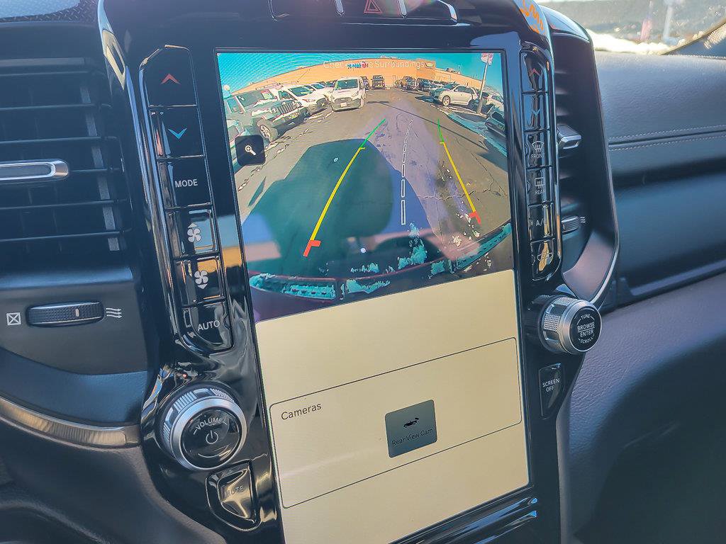 2022 RAM 1500 - Image 17