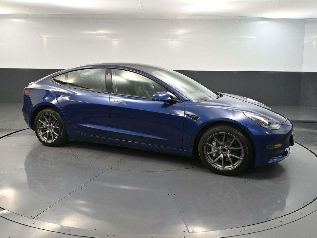 2023 Tesla Model 3 photo 3