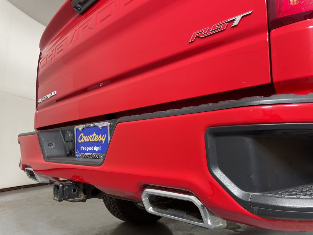 2022 Chevrolet Silverado 1500 RST photo 12