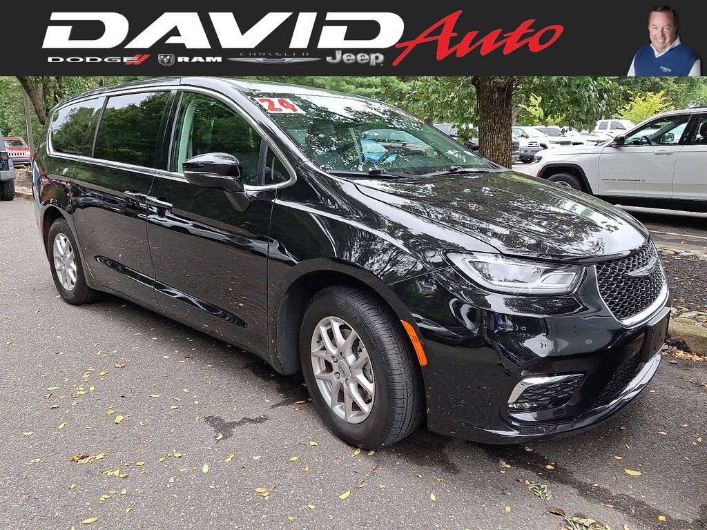 2024 Chrysler Pacifica