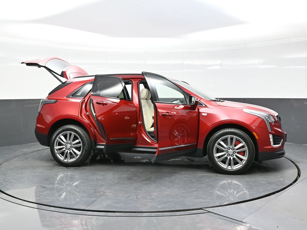 2025 Cadillac XT5 Sport photo 39