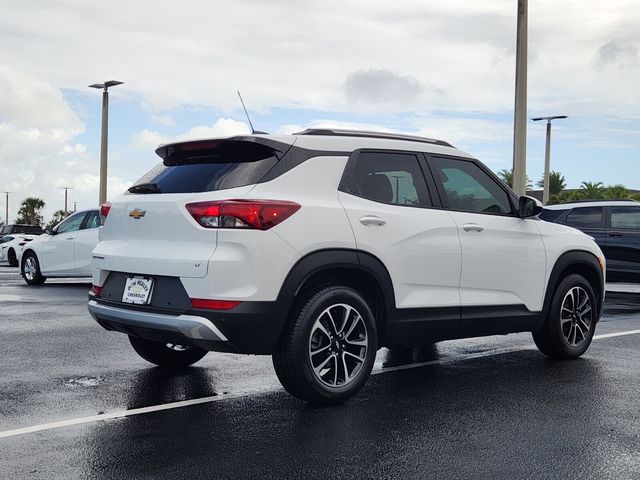 2024 Chevrolet Trailblazer LT photo 6