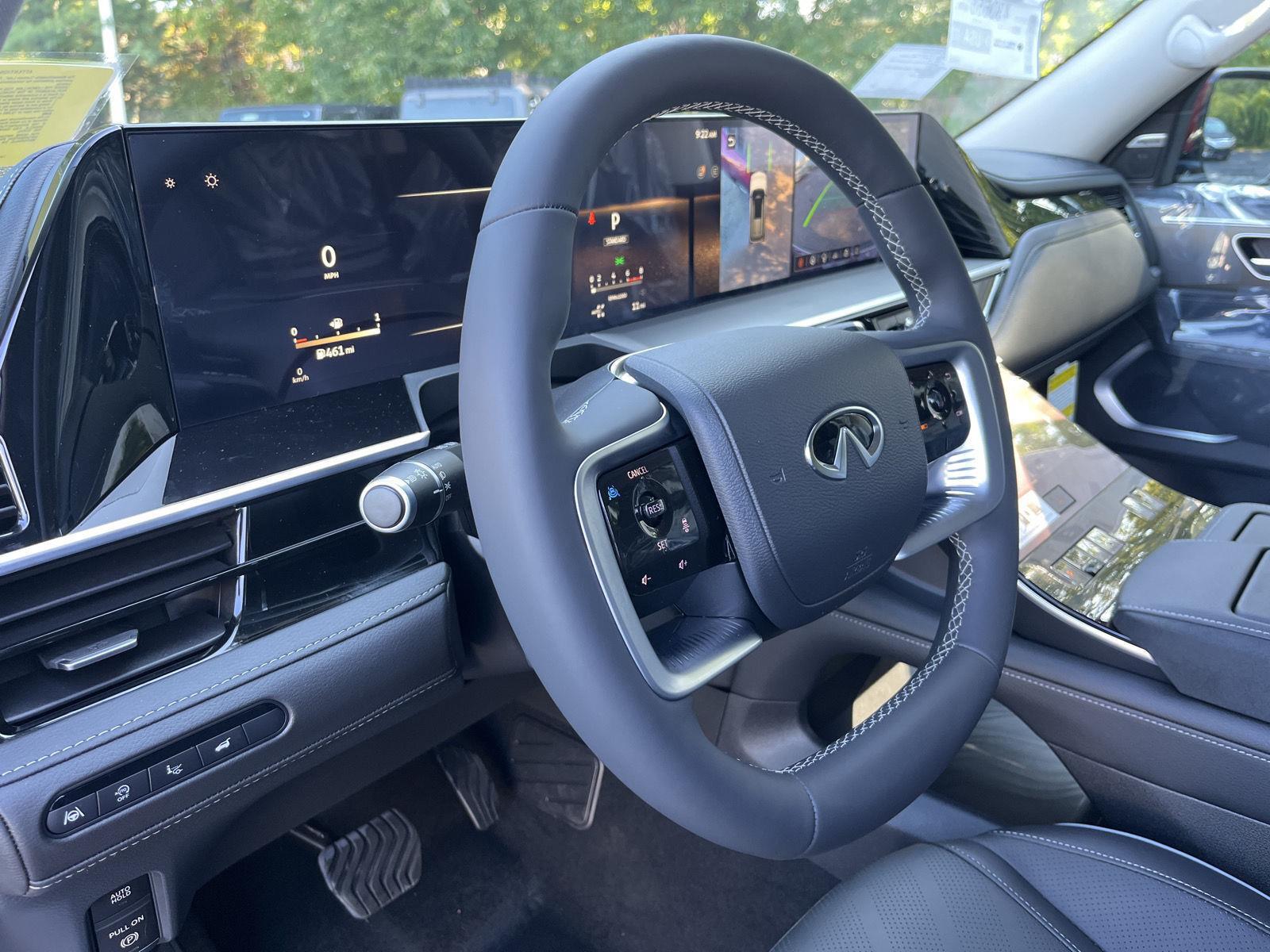 2026 Infiniti QX80 Luxe photo 10