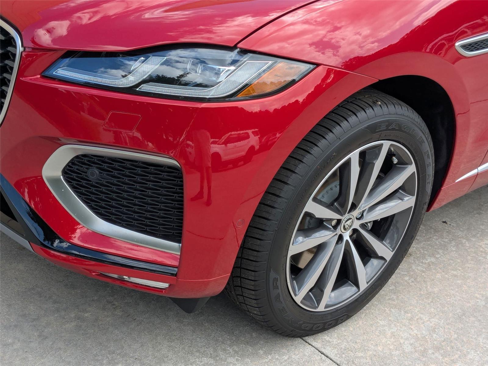 2026 Jaguar F-PACE P250 R-Dynamic S photo 9