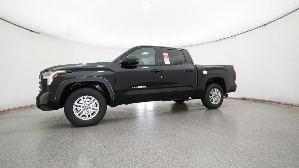 2026 Toyota Tundra SR5 CrewMax photo 8