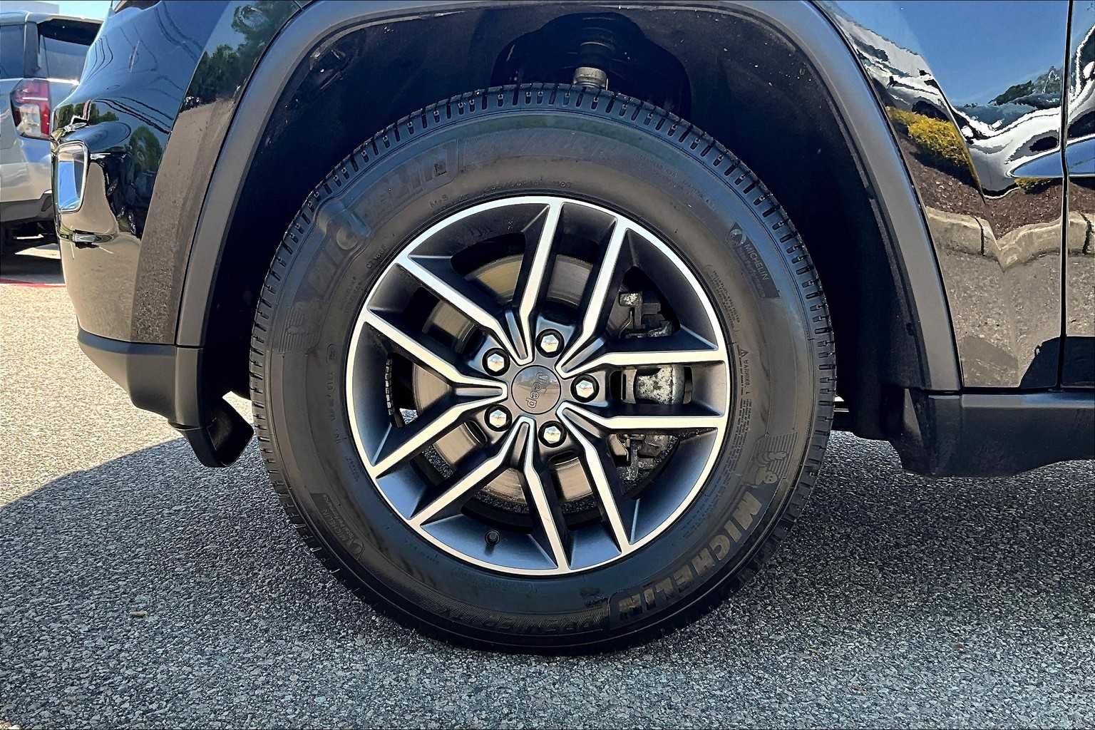 2021 Jeep Grand Cherokee Limited photo 7