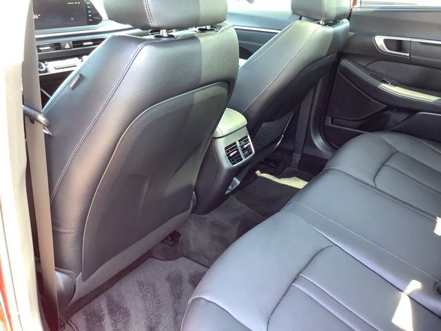 2023 Hyundai Sonata Hybrid Limited photo 18