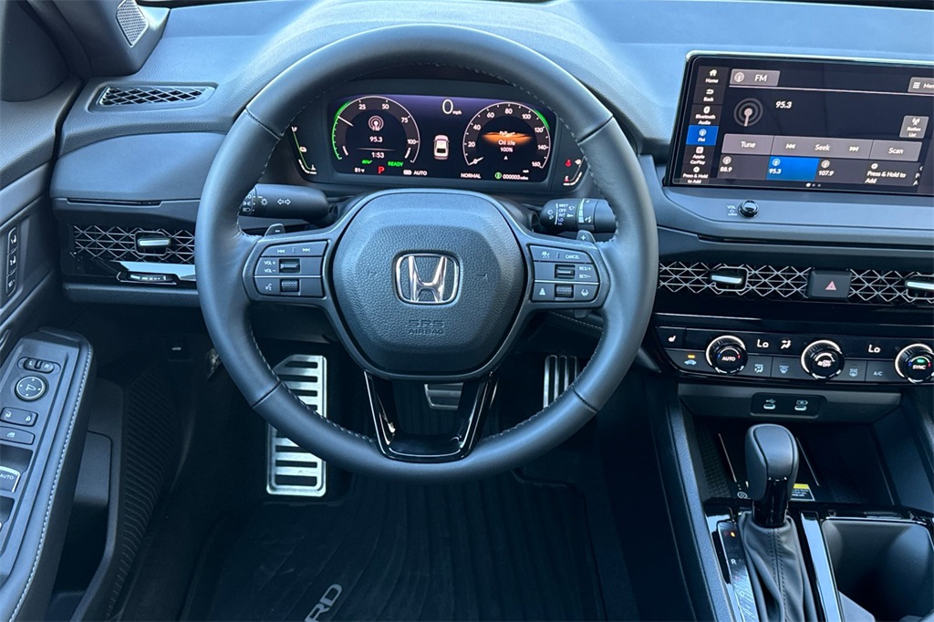 2025 Honda Accord Hybrid Sport-L photo 12