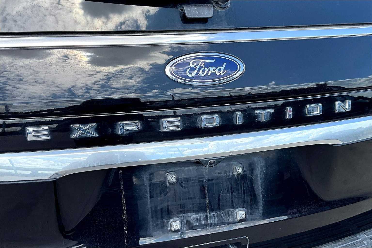 2023 Ford Expedition Platinum photo 30