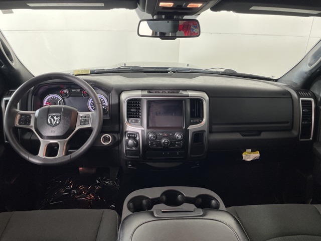 2022 Ram 1500 Classic Warlock photo 30