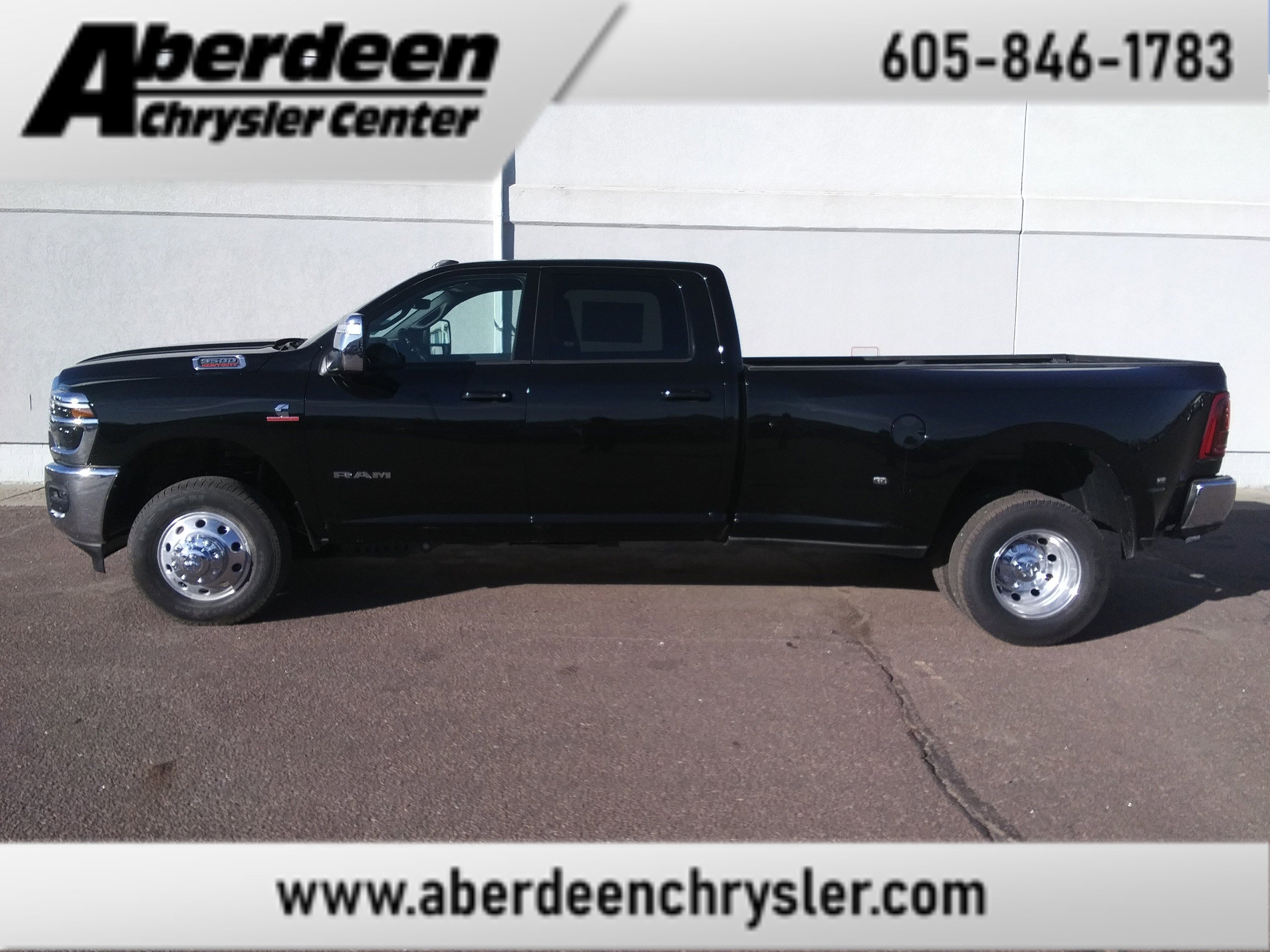 2026 RAM Ram 3500 Pickup Laramie's photo