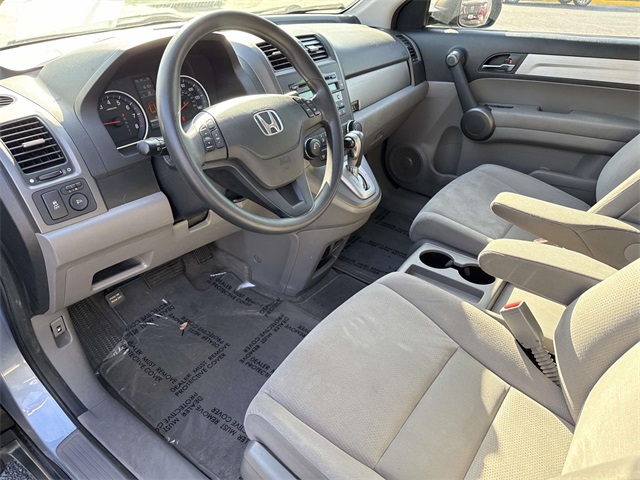 2011 Honda CR-V SE photo 2