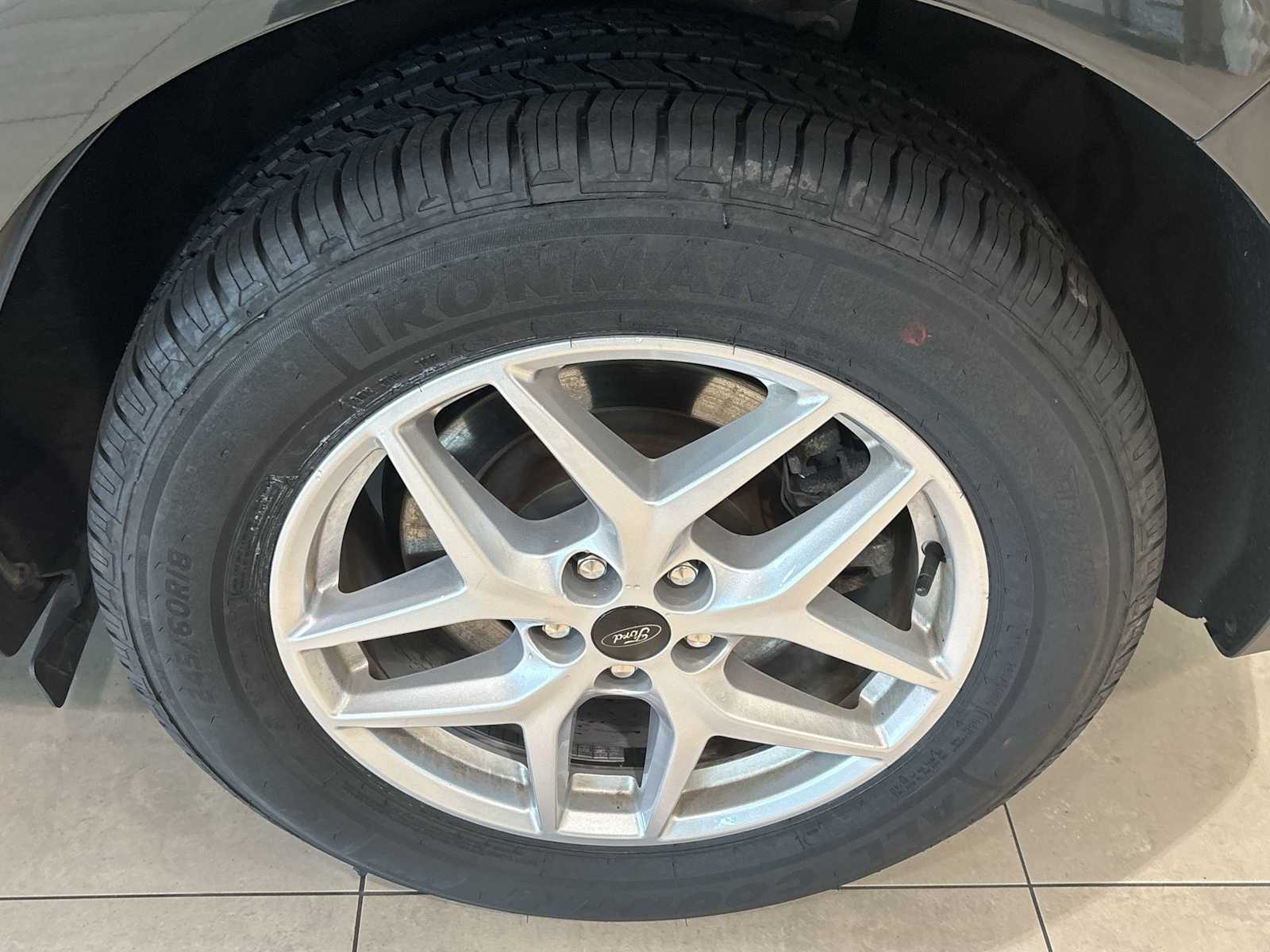 2024 Ford Edge SEL photo 29