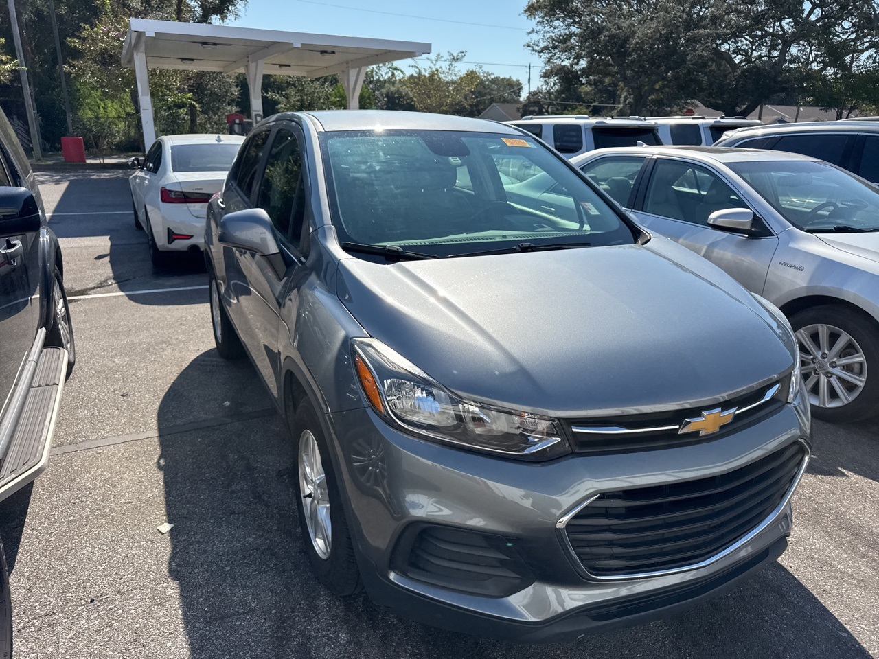 2020 Chevrolet Trax LS photo 4