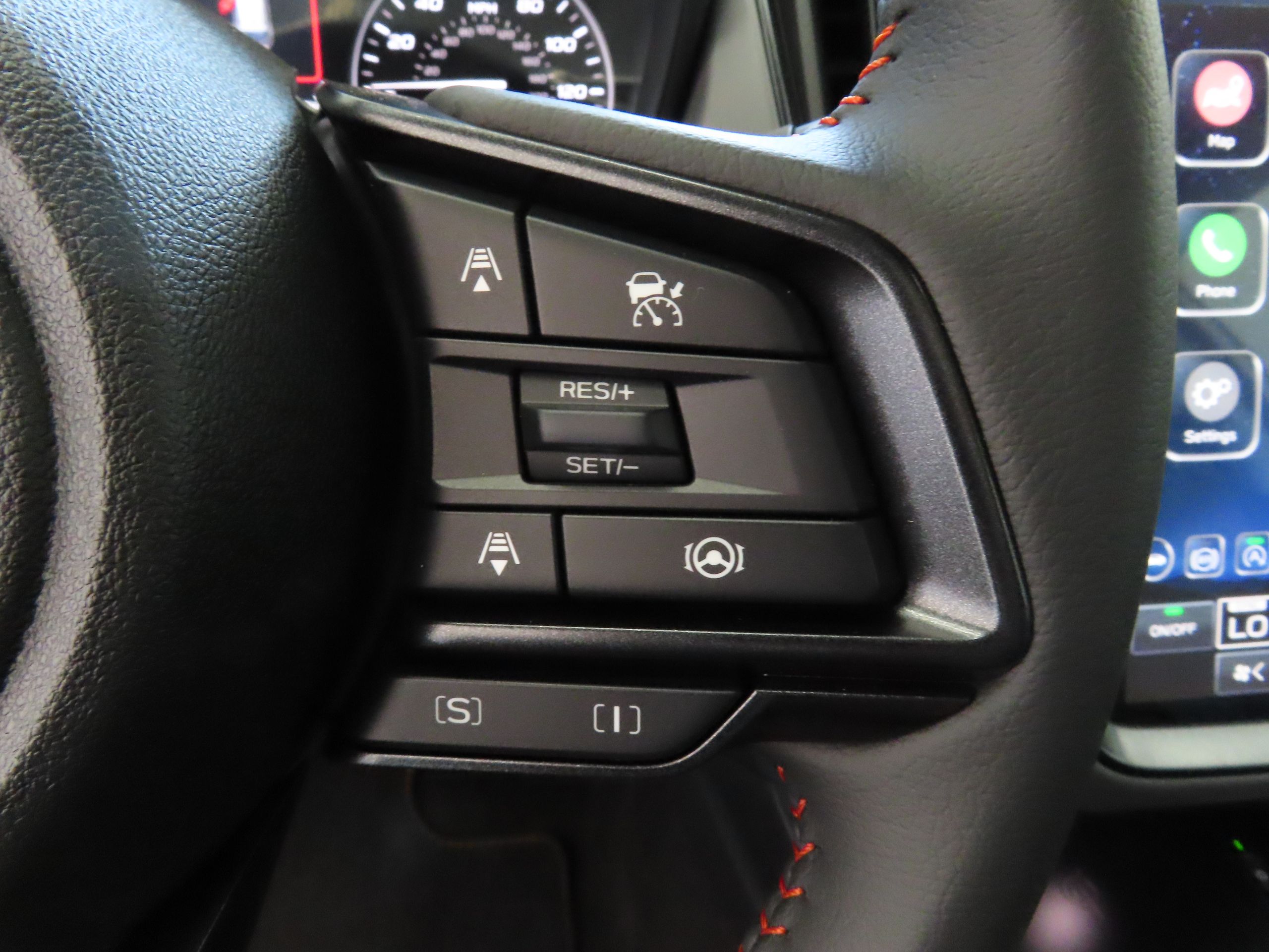 2025 Subaru Crosstrek Limited photo 12
