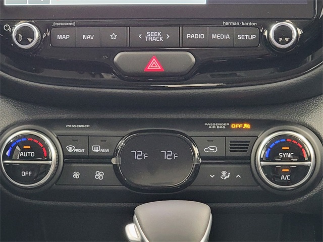 2025 Kia Soul GT-Line photo 17