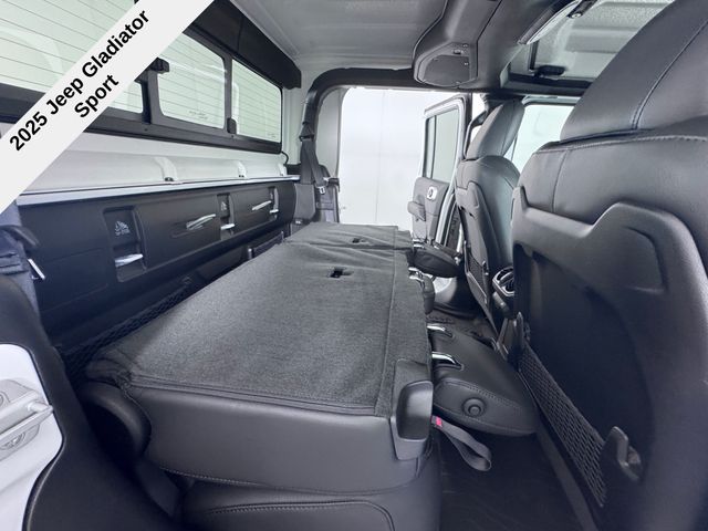 2025 Jeep Gladiator Sport Texas Trail photo 27
