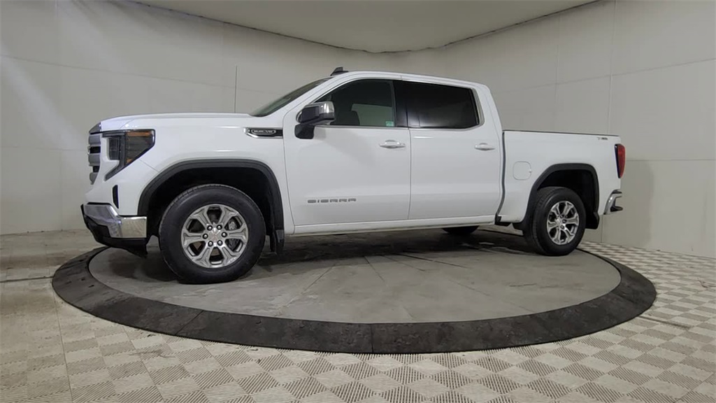 2023 GMC SIERRA - Image 3