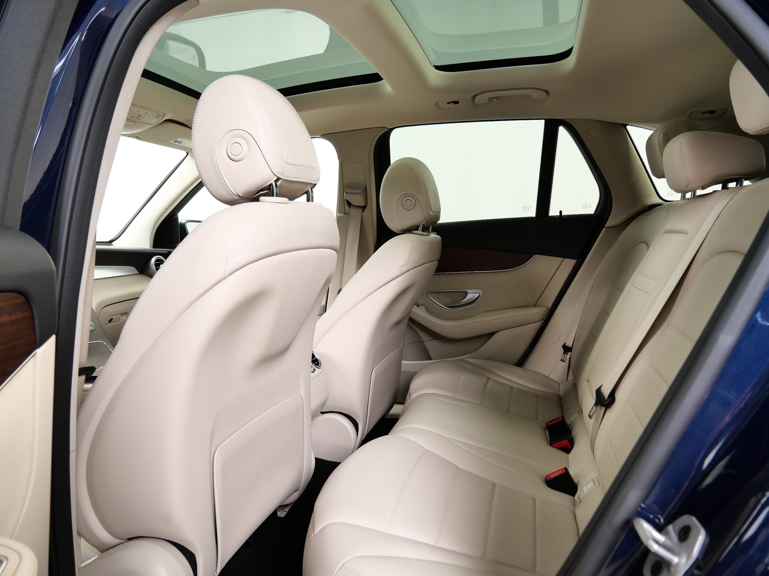 2022 Mercedes Benz GLC 300 4MATIC photo 14