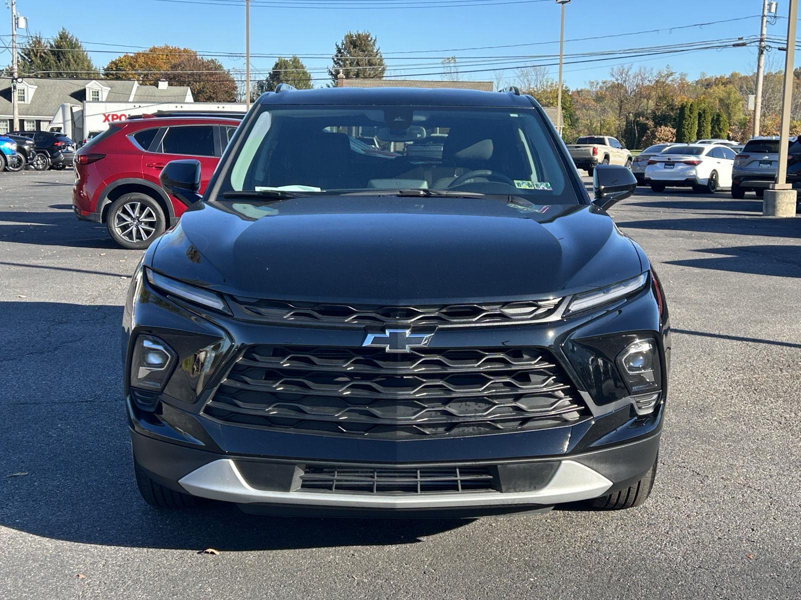 2023 Chevrolet Blazer 2LT photo 2
