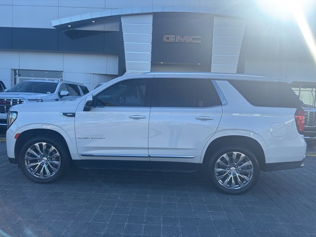 2024 GMC Yukon Denali's photo