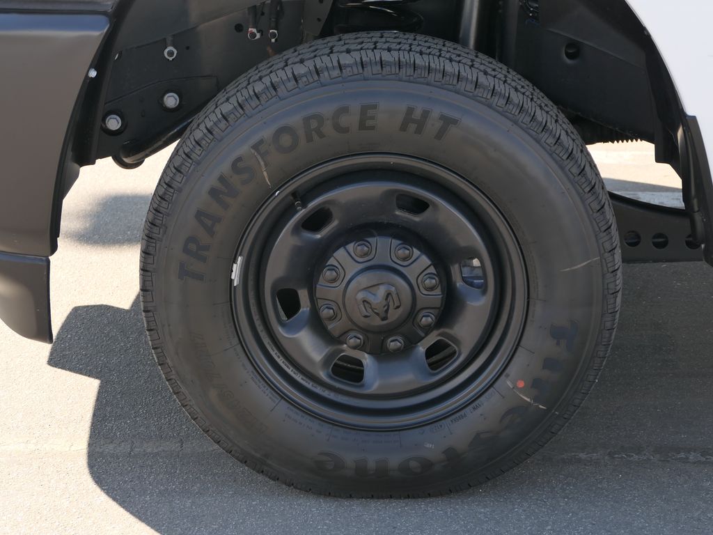 2025 Ram 2500 Tradesman photo 11