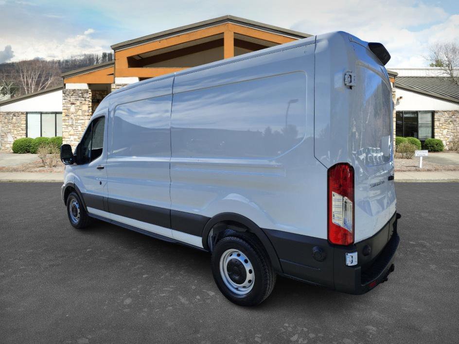 2024 Ford Transit Cargo Van photo 4