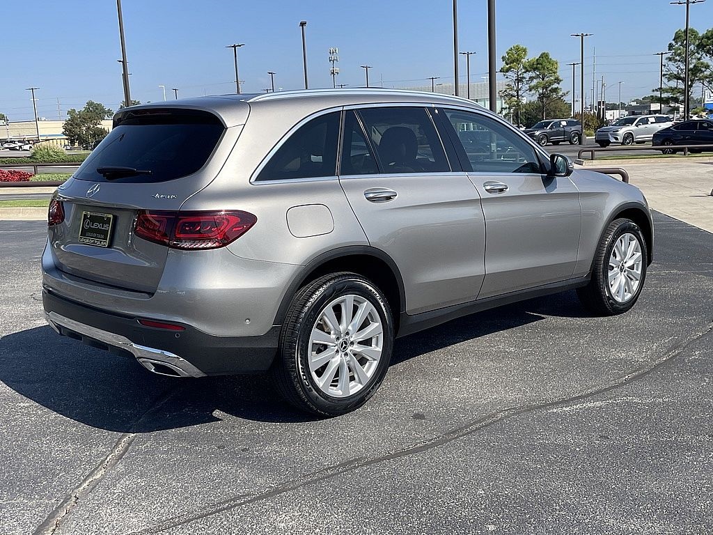 2021 Mercedes Benz GLC 300 4MATIC photo 3