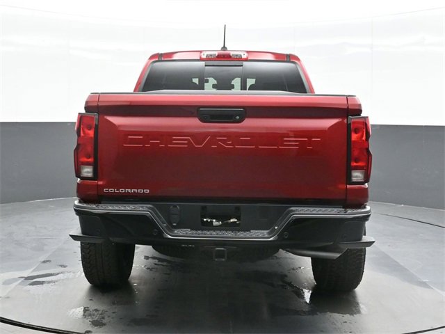 2026 Chevrolet Colorado Trail Boss photo 2