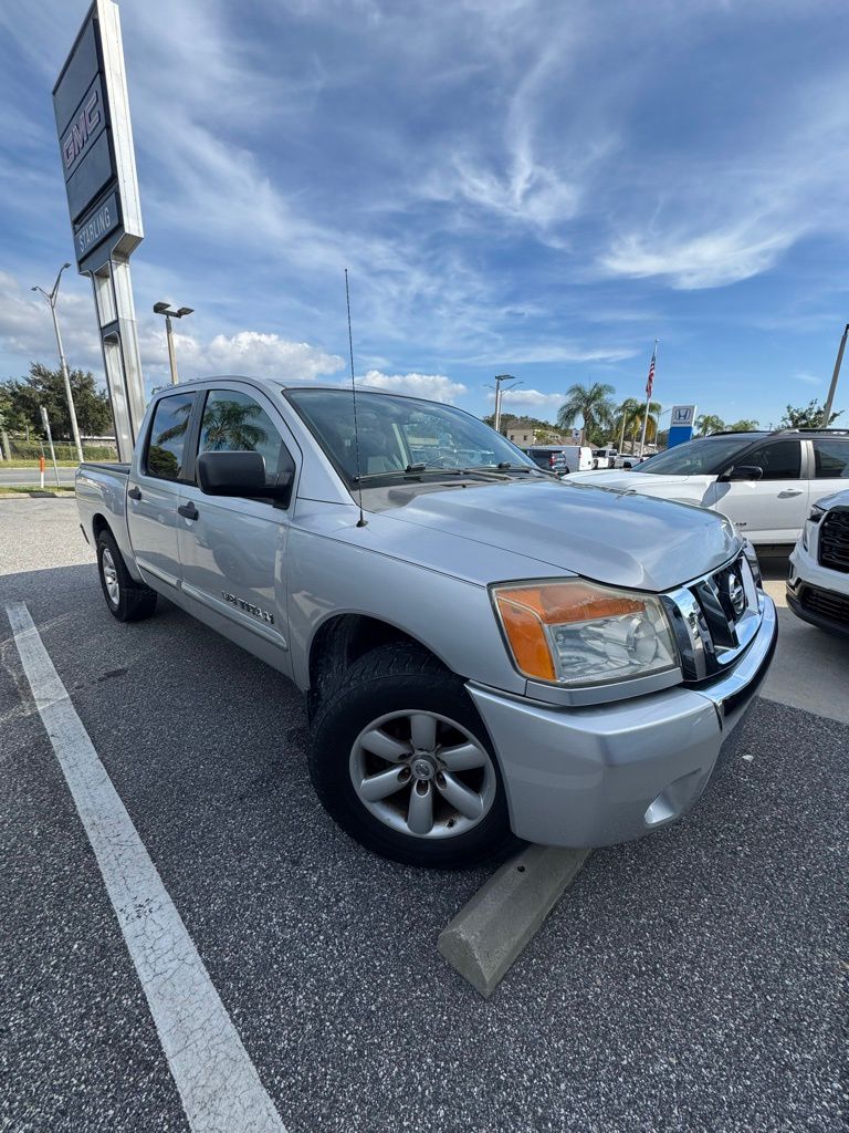 2010 Nissan Titan SE