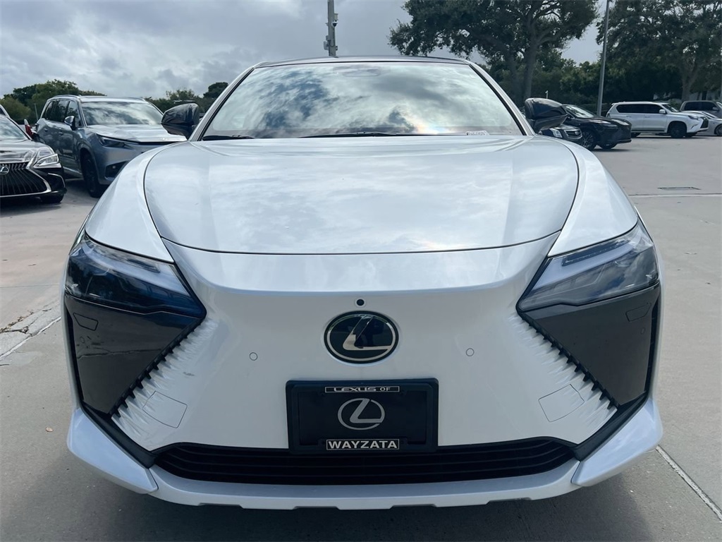 2025 Lexus RZ 450e 300e Premium photo 2