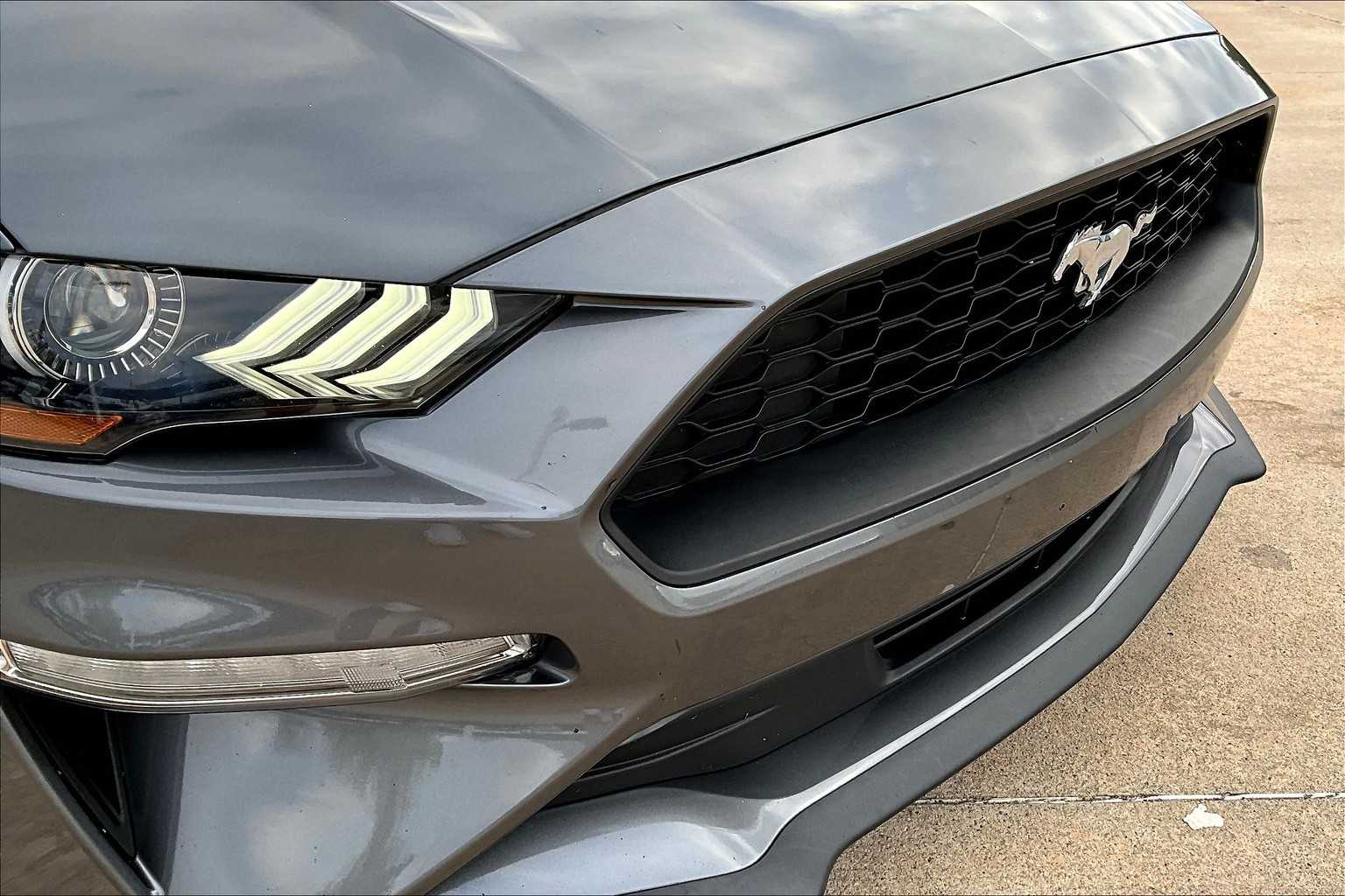 2021 Ford Mustang EcoBoost photo 28
