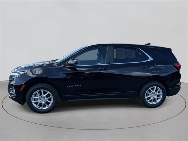 2023 Chevrolet Equinox LT photo 2