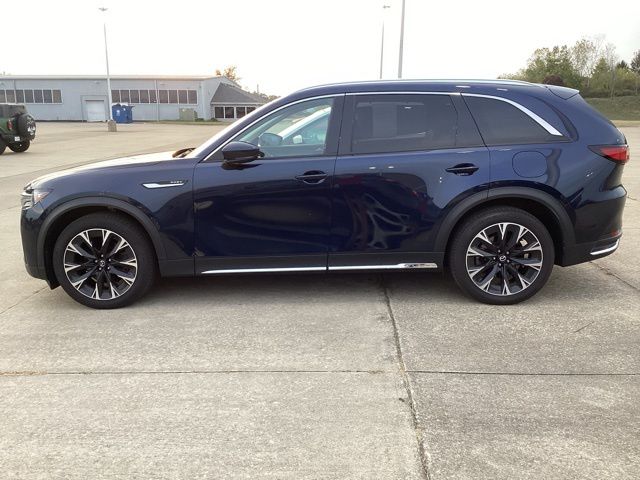 2024 Mazda CX-90 Premium photo 4