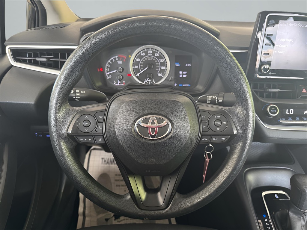 2022 Toyota Corolla LE photo 12