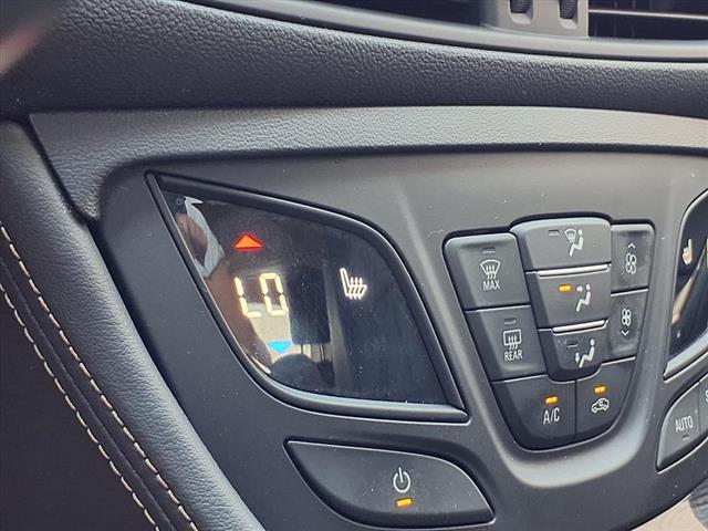 2018 Buick Envision Essence photo 5