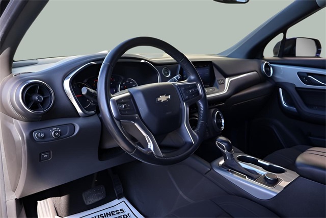 2020 Chevrolet Blazer 2LT photo 3