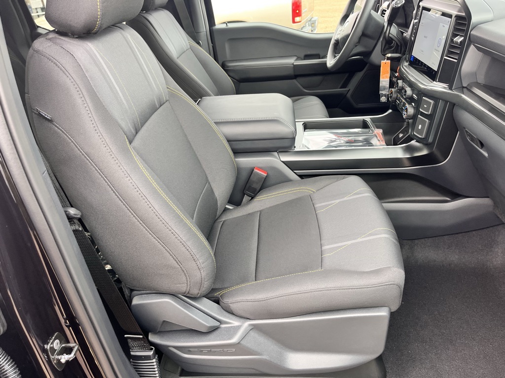 2025 Ford F-150 STX photo 13