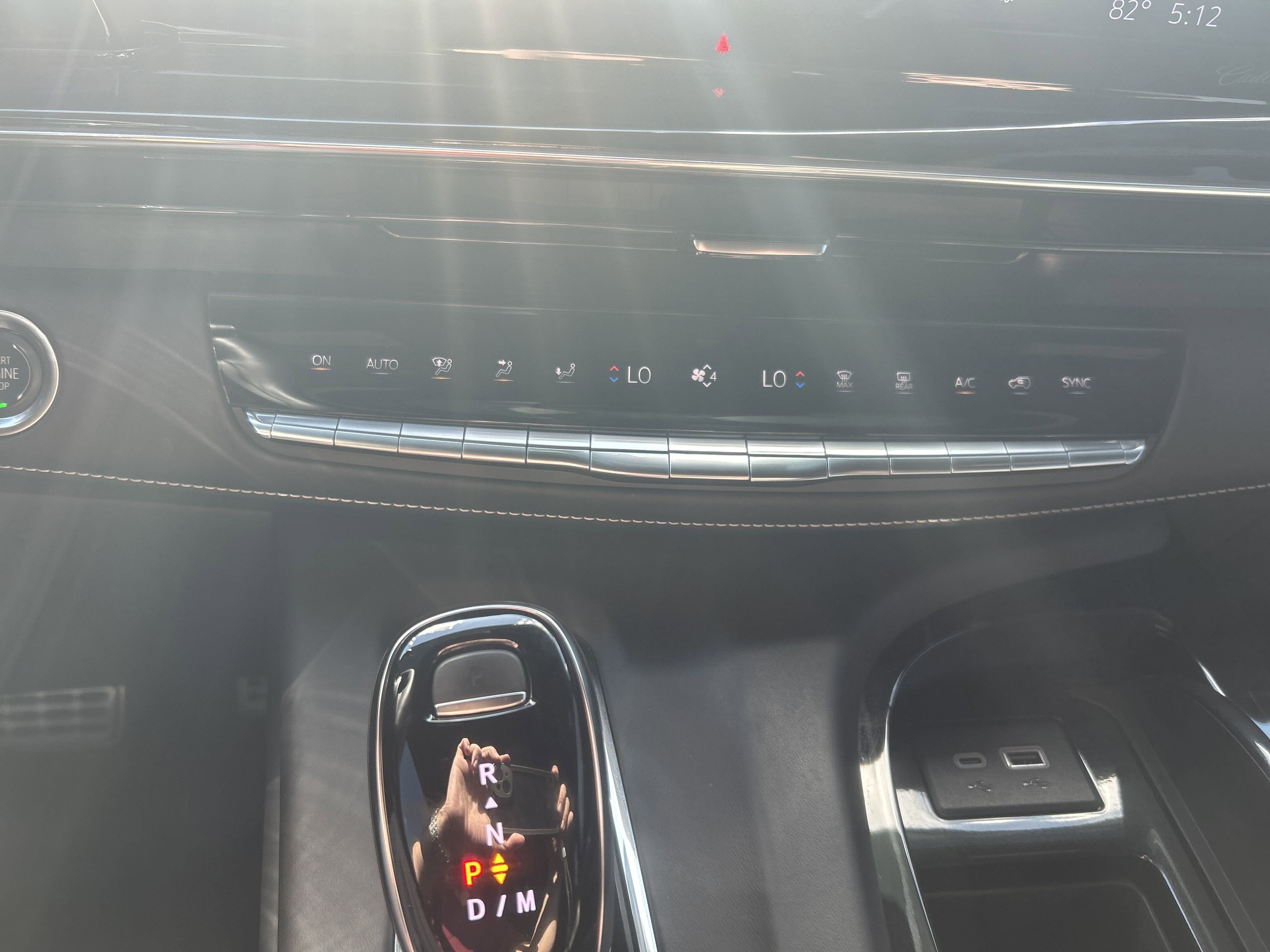 2024 Cadillac Escalade V-Series photo 20