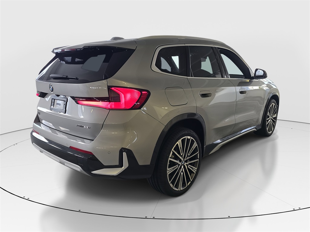 2026 Bmw X1 XDrive28i photo 3