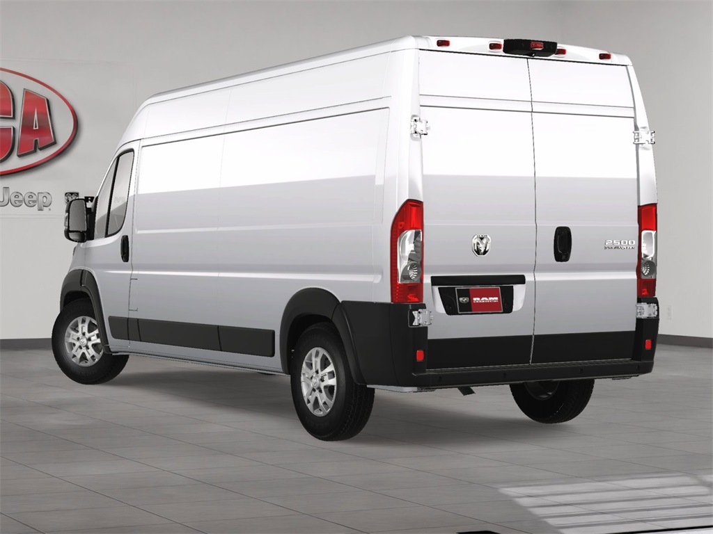 2025 Ram ProMaster 2500 SLT photo 2
