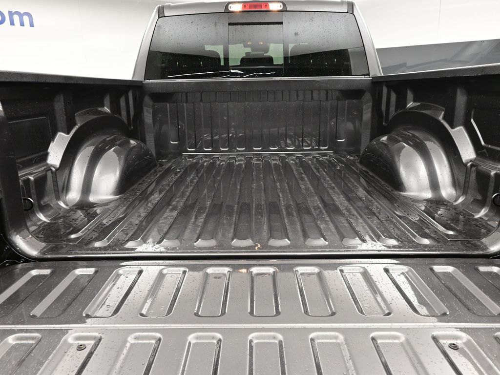 2025 Ram 1500 Tradesman photo 7
