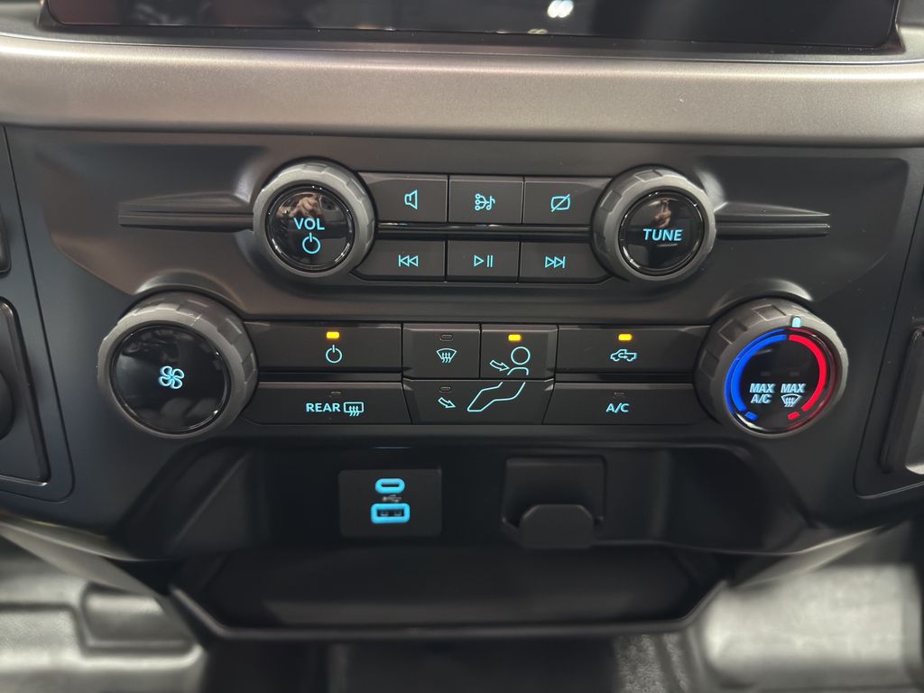 2024 Ford F-150 XL photo 22