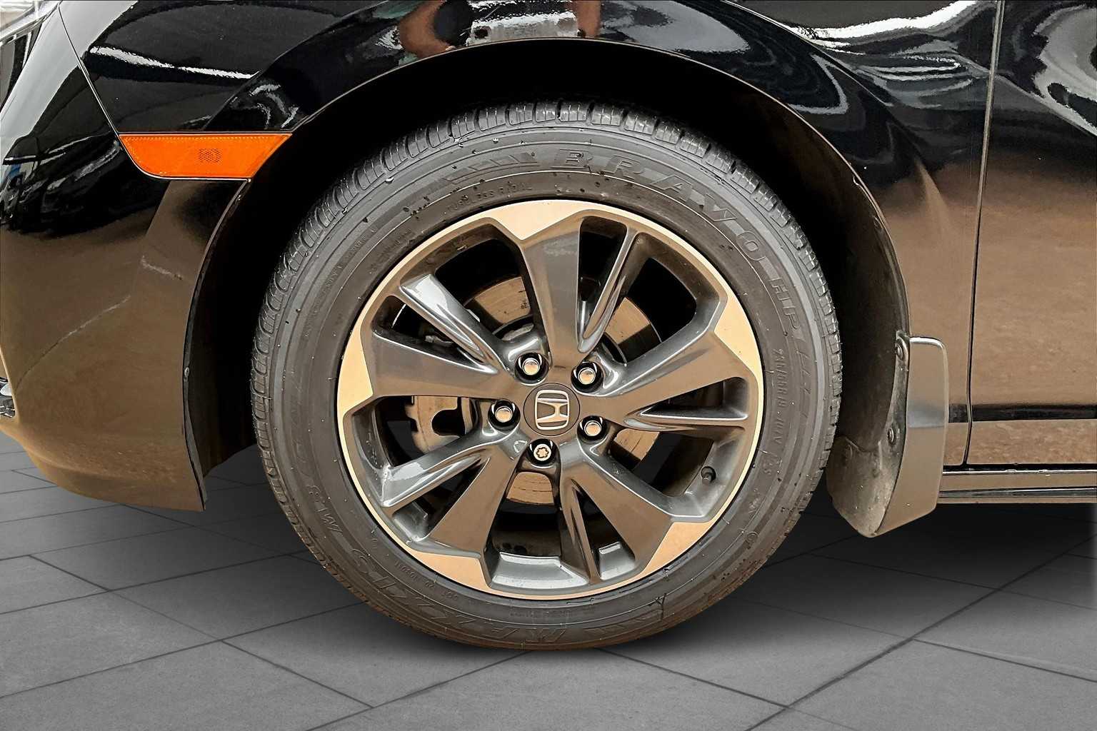 2023 Honda Odyssey Elite photo 9