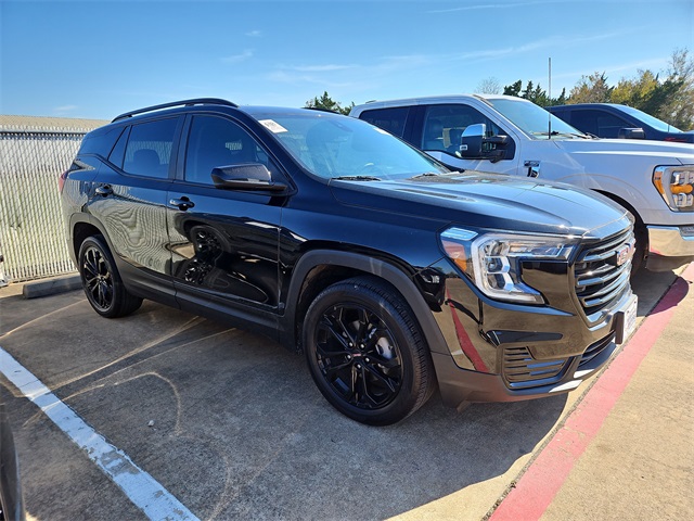 2022 GMC Terrain SLE's photo